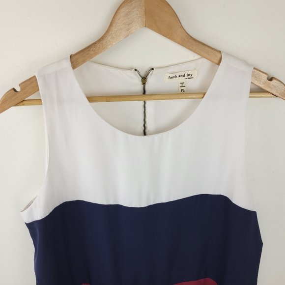 FAITH AND JOY | Color Block Sleeveless Blouse PL - Picture 5 of 8